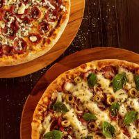 imagem Combo: 2 Pizzas Médias de 30cm